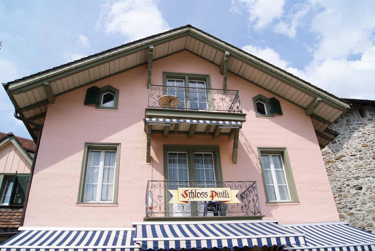 Hotel Schlosspintli Spiez Kültér fotó