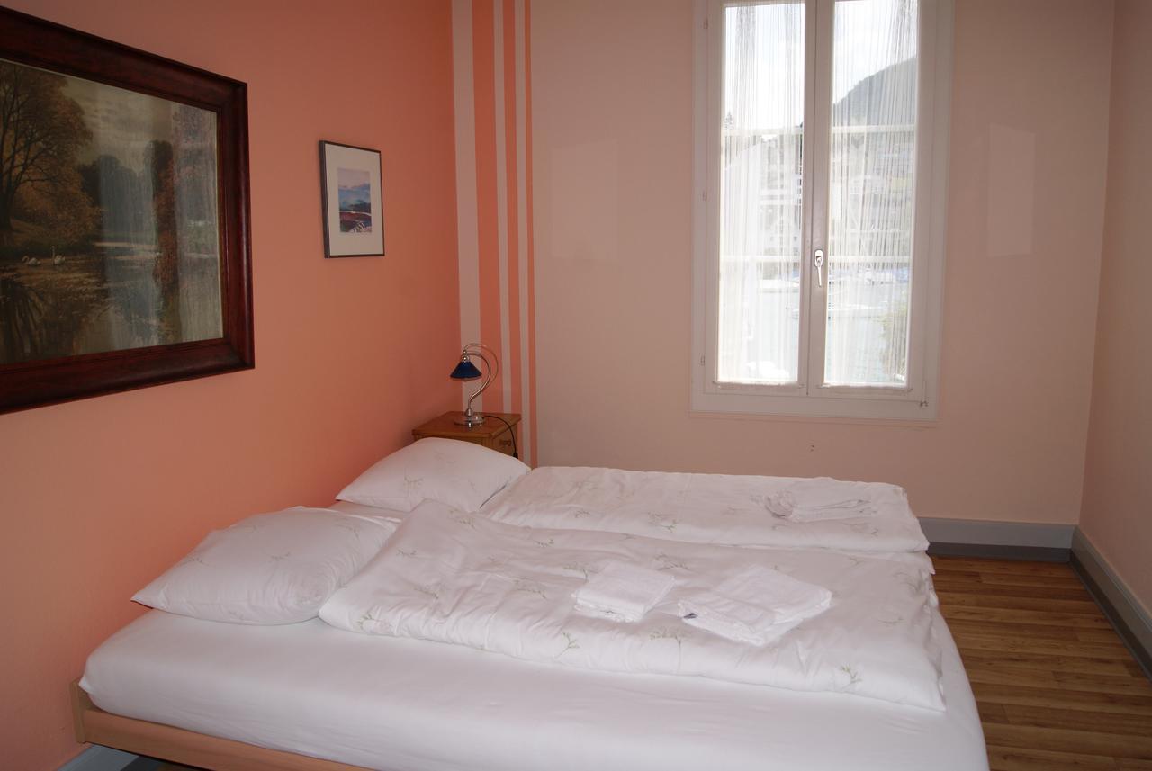 Hotel Schlosspintli Spiez Kültér fotó